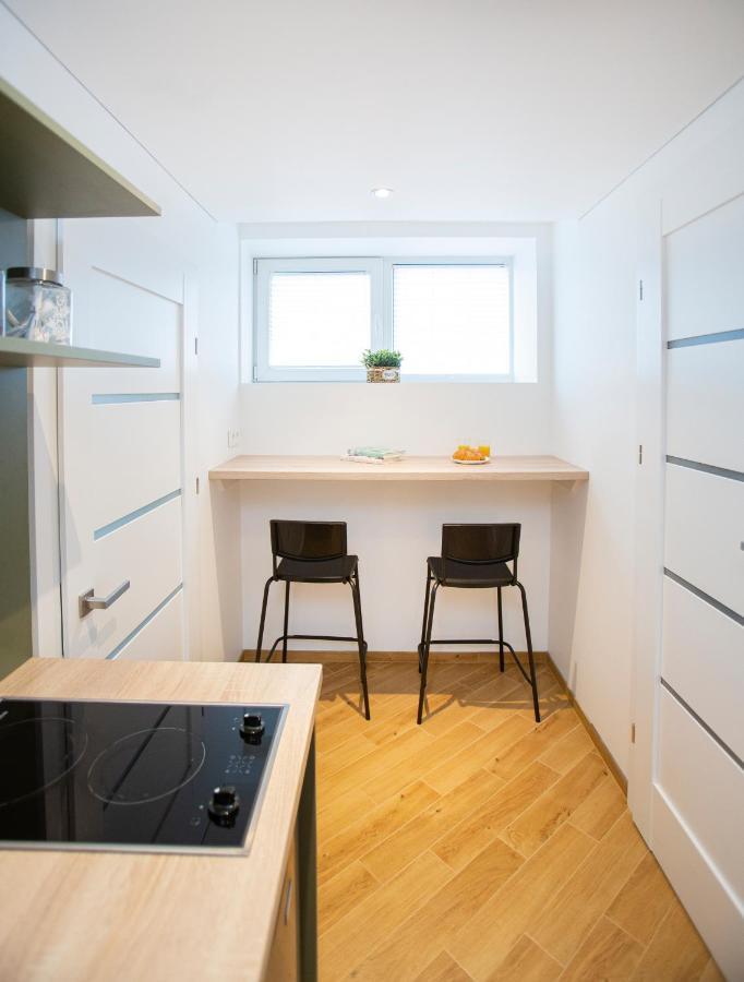 Groundfloor Apartment On The Green Hill Kaunas Eksteriør bilde